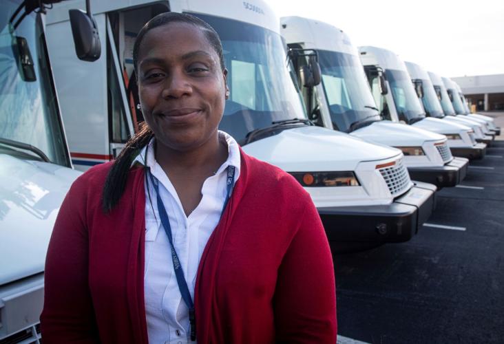 New electric USPS vehicles get rave reviews from carriers