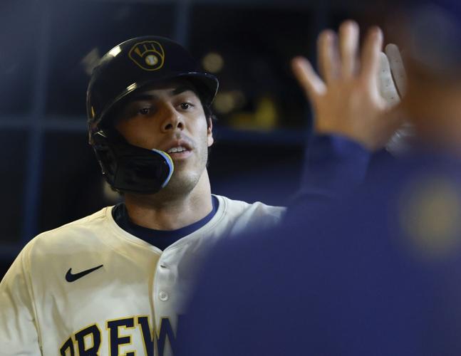 Tigers Brewers Baseball