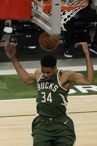 bucks jump photo