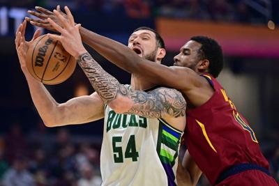 bucks photo 7-14
