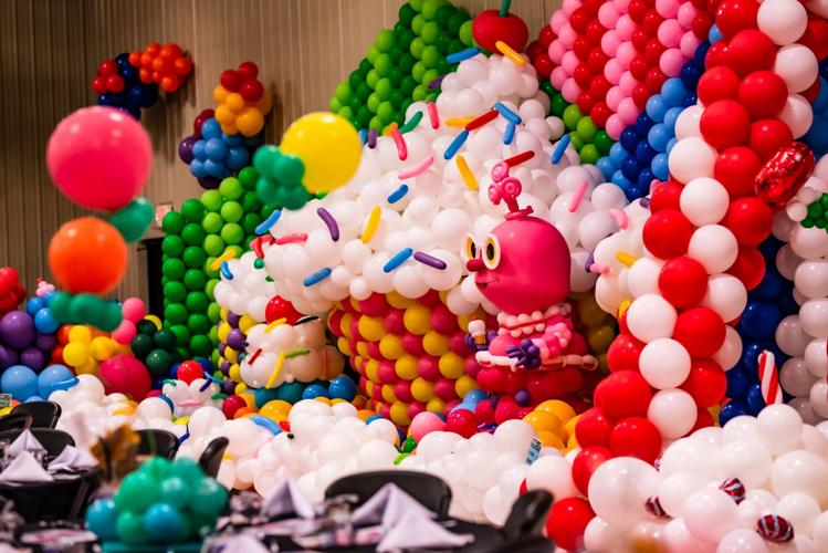 Big Balloon Build