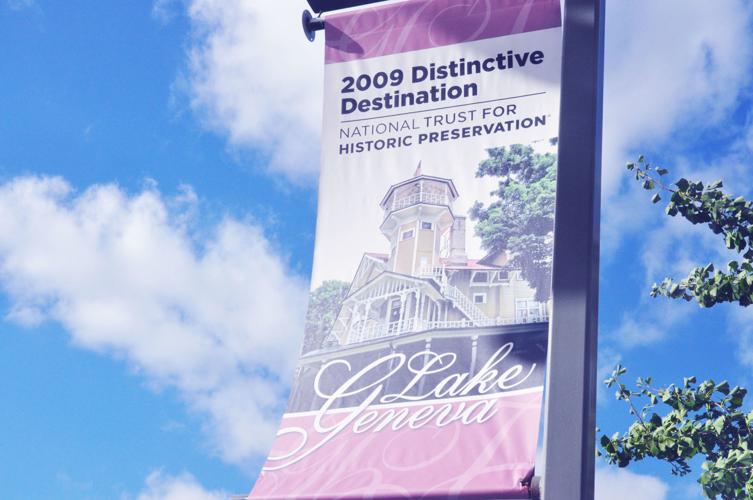 Visitors to downtown Lake Geneva could be welcomed by updated street banner signs next year