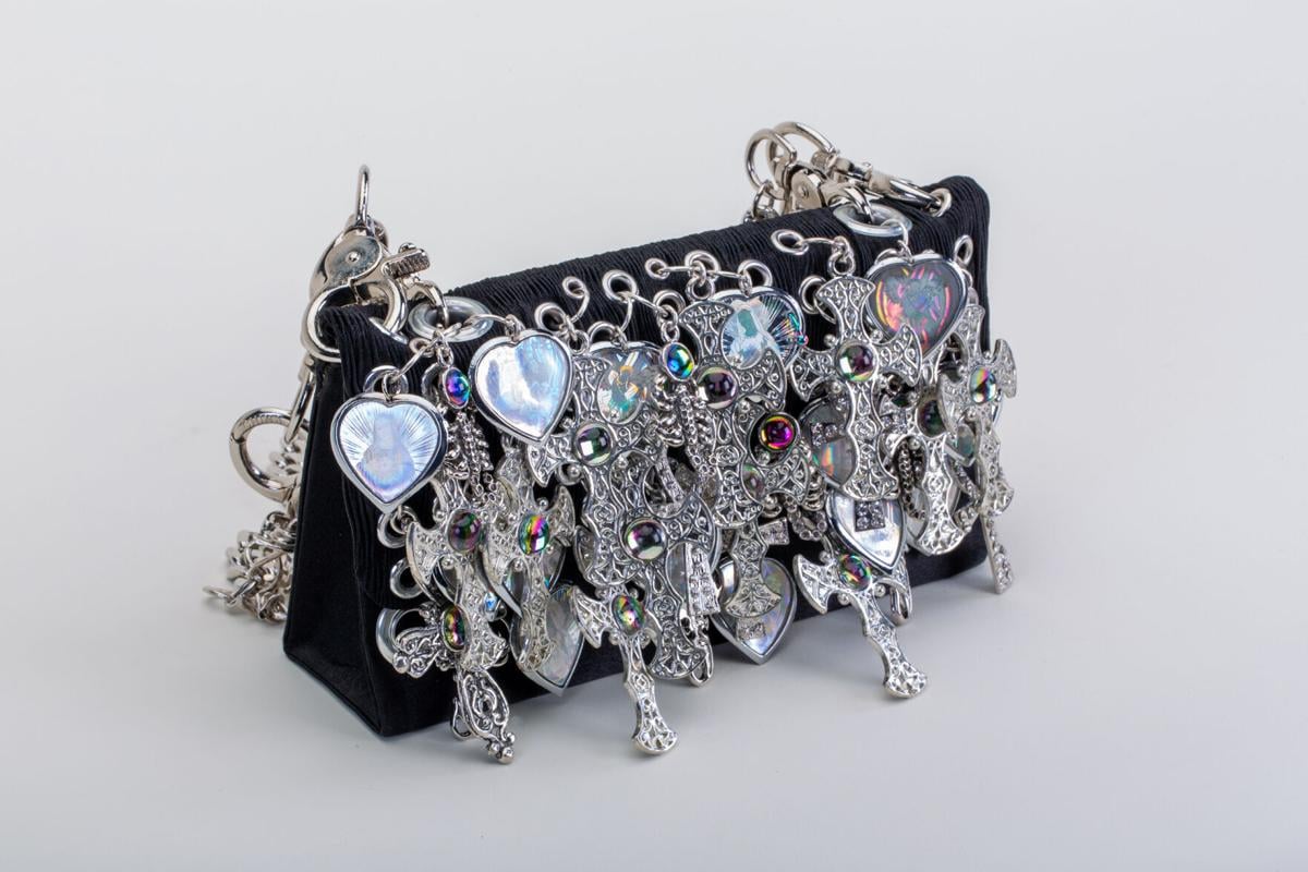 Sacred Purse
