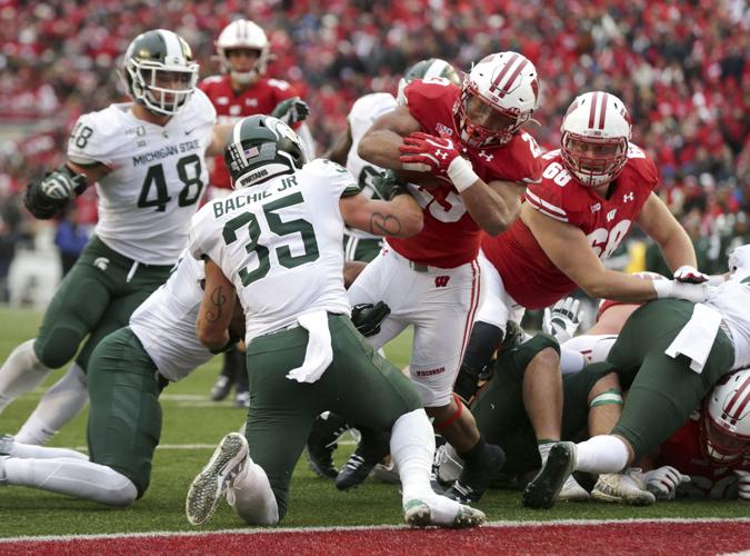 Badgers 38, Spartans 0