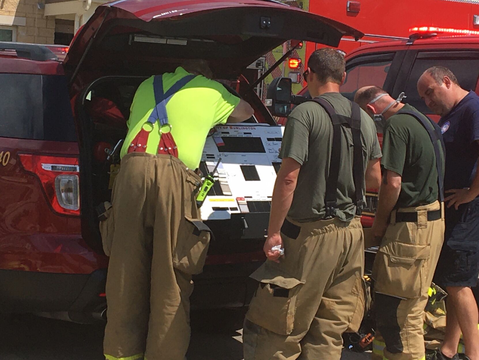 Burlington apartment fire displaces 