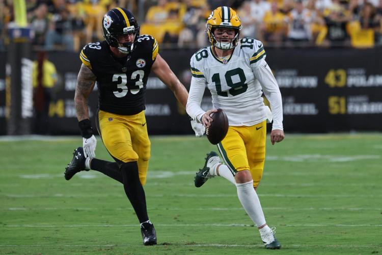 FOOTBALL-NFL-PIT-GB/