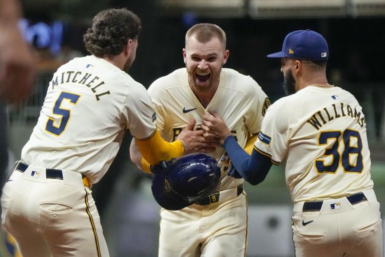 Phillies Brewers Baseball