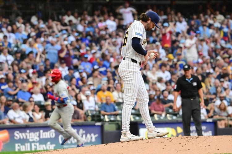 BASEBALL-MLB-MIL-PHI/