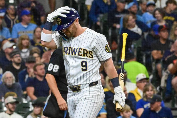 BASEBALL-MLB-MIL-CIN/