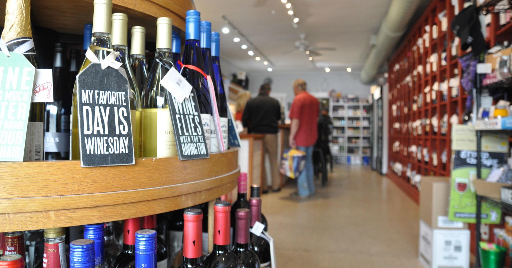 Lake Geneva Business Improvement District pleased with Wine Walk results - Vimarsana News