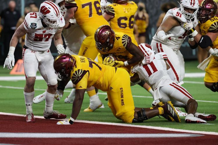 uw football analysis jump image