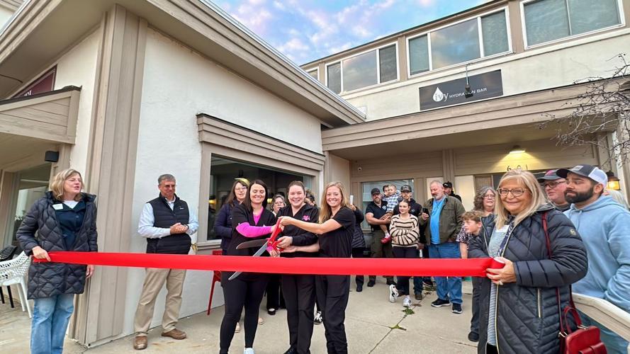 Representatives from VISIT Lake Geneva hosted a ribbon-cutting ceremony to celebrate the opening of Ivy Hydration Bar