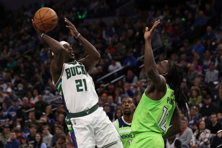 bucks jump image 3-19