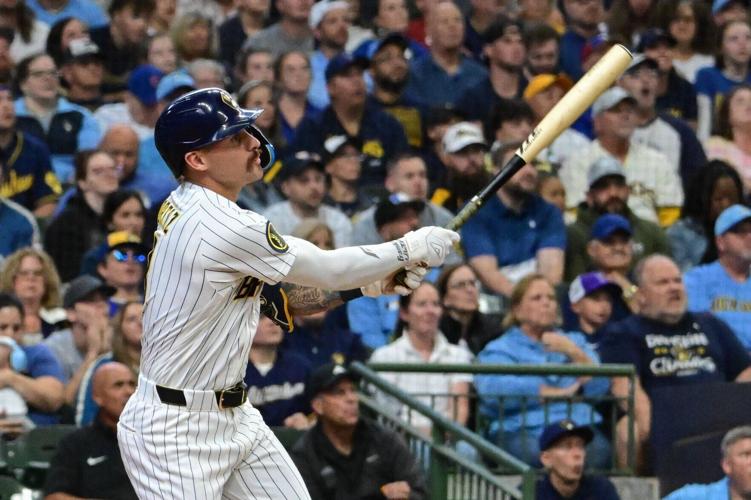 BASEBALL-MLB-MIL-CIN/