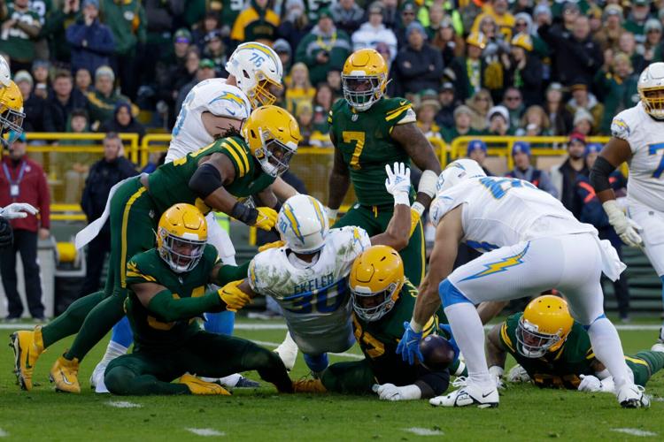 Chargers Packers Football