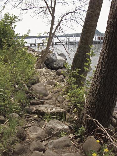 Geneva Lake Shore Path
