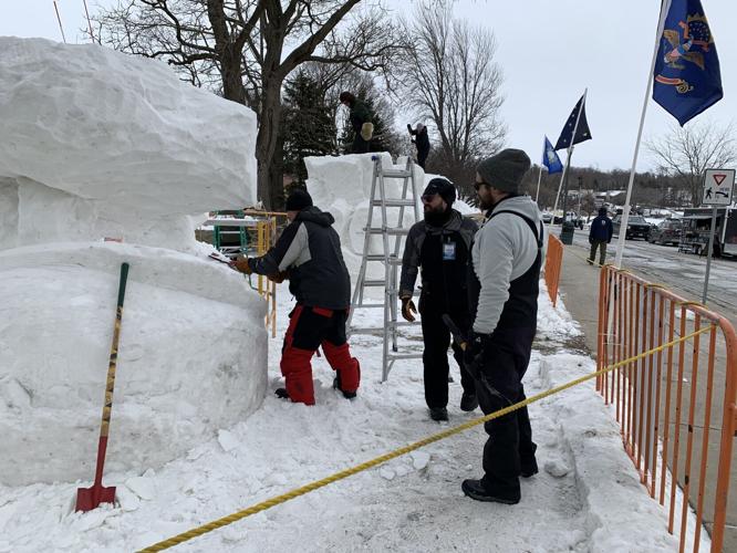 North Dakota team discusses plans for their sculpture