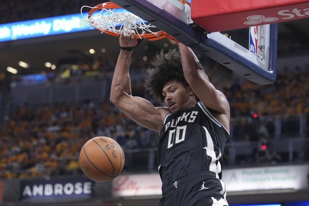 Bucks Pacers Basketball