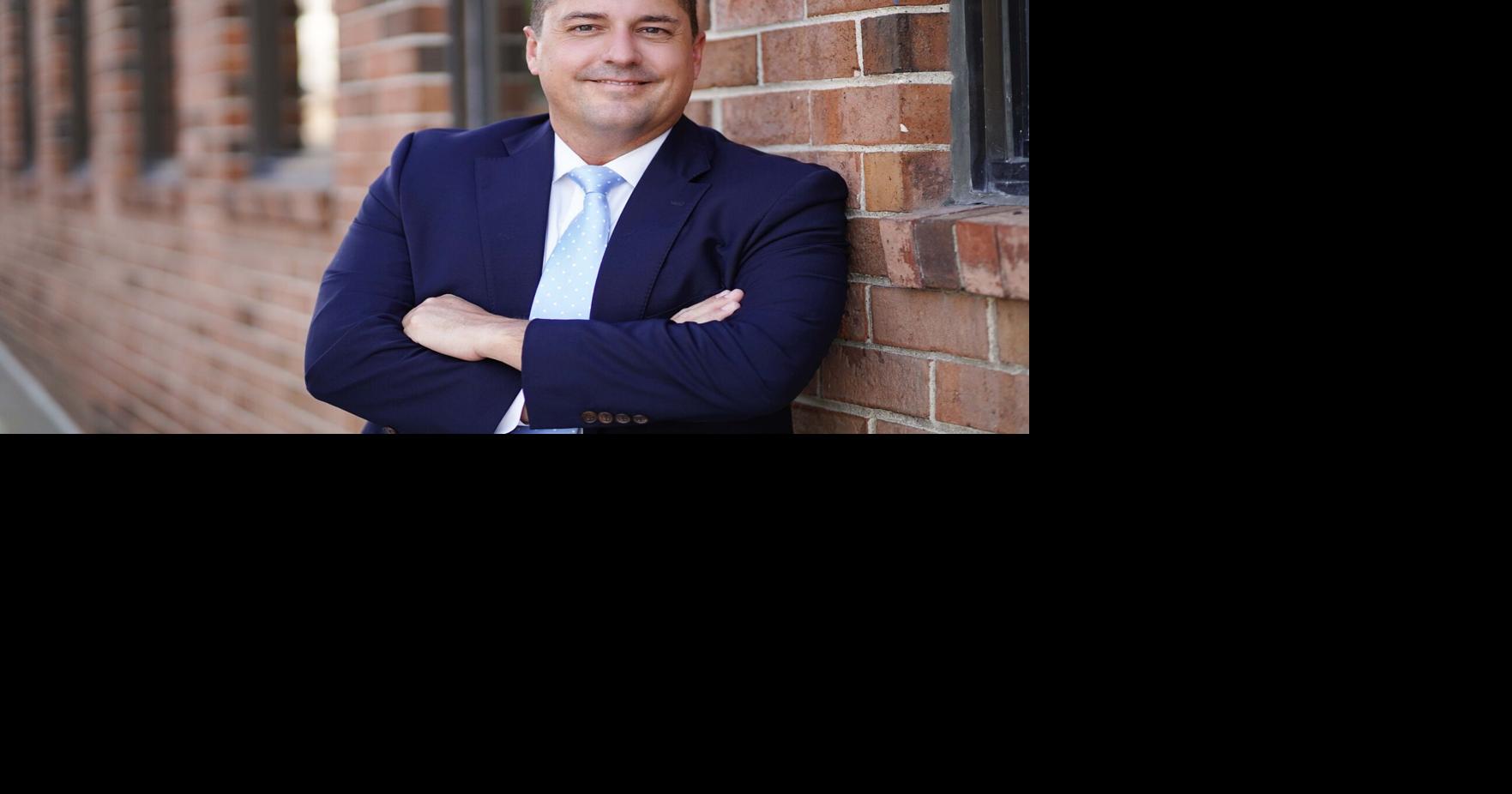 Lake Geneva Joint No. 1 School Board narrowly approves superintendent's contract