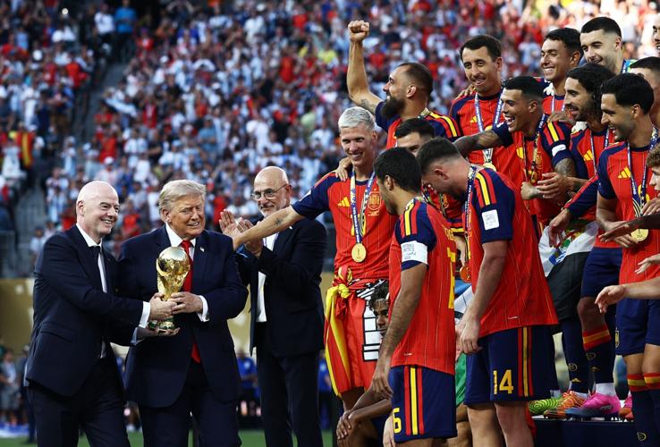 SOCCER-WORLDCUP-ESP-ARG/