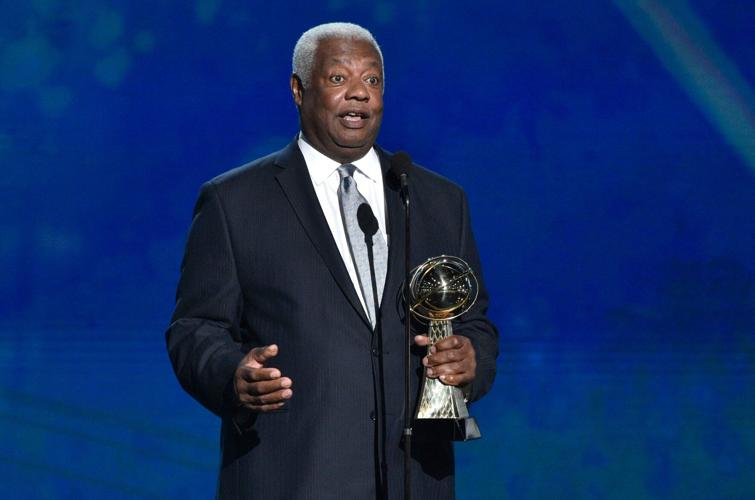 MLK Day-Robertson Basketball