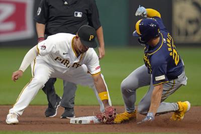 Brewers Pirates Baseball