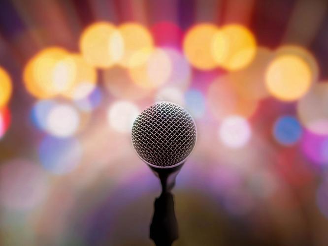 Stand up comedy