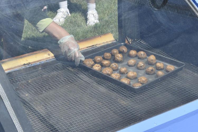 Cookies in solar oven