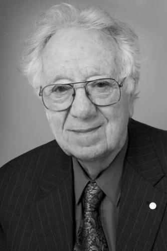 Oliver Smithies The Nobel Foundation. Photo U. Montan.jpg
