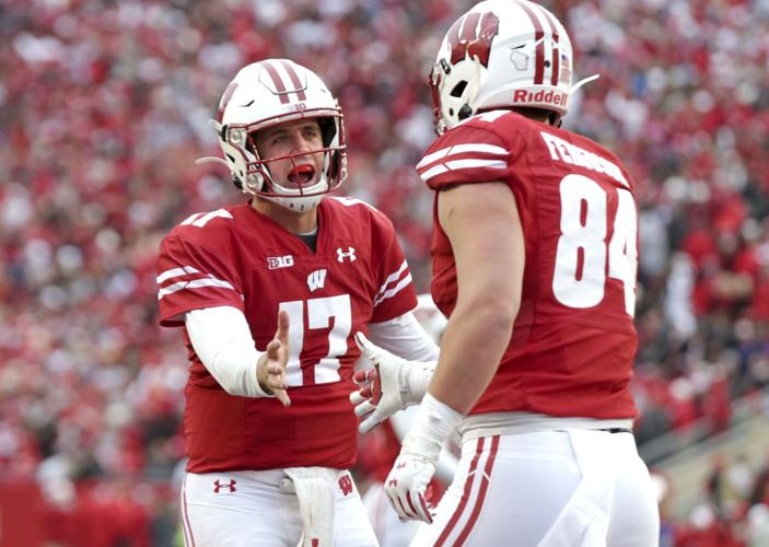 Badgers 38, Spartans 0