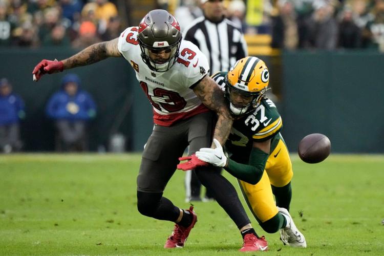 Buccaneers Packers Football