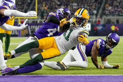 APTOPIX Packers Vikings Football