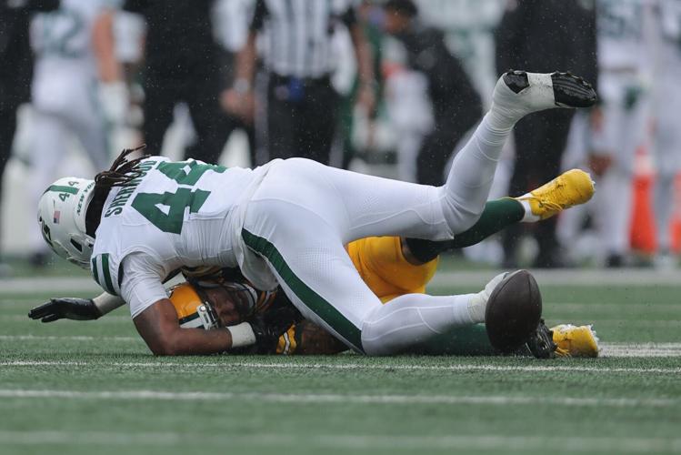FOOTBALL-NFL-NYJ-GB/