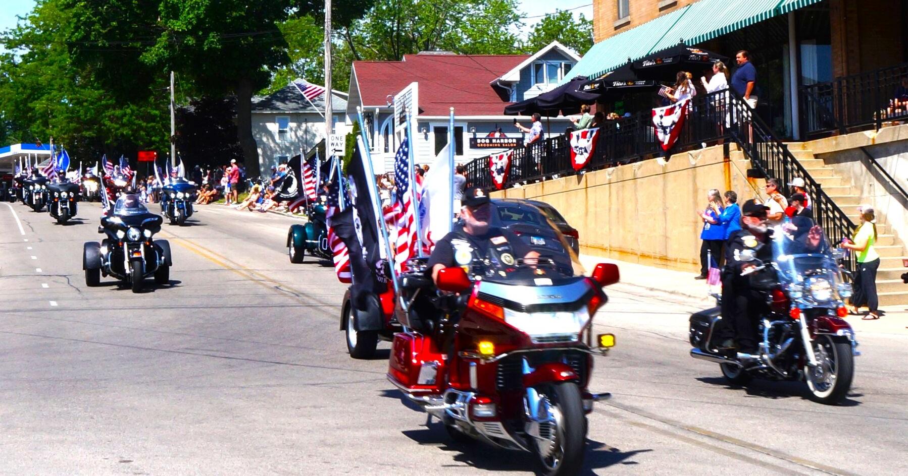 'Our tribute to their devotion' - Geneva Lake VFW Post 2373 holds parade, solemn Memorial Day observances - Vimarsana News