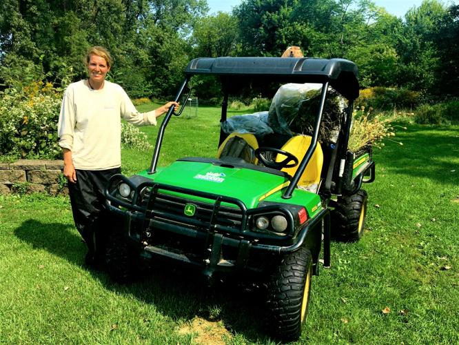 Kishwauketoe Nature Conservancy Site Director Jennifer Yunker