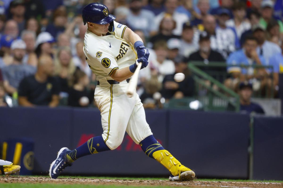 Pirates Brewers Baseball