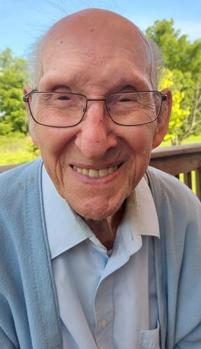 Birthday: Dykhuis, 100th