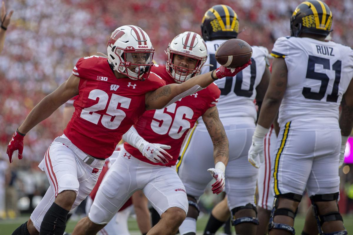 Eric Burrell fumble recovery photo