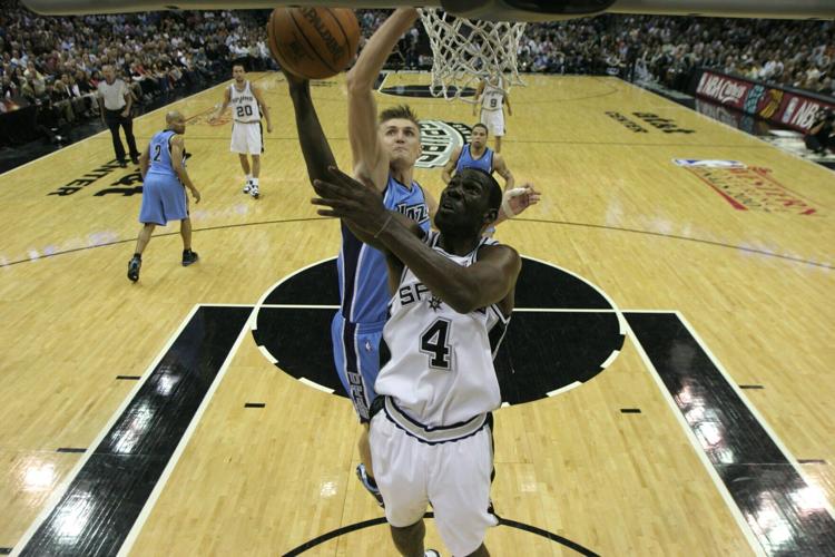Michael Finley, Andrei Kirilenko
