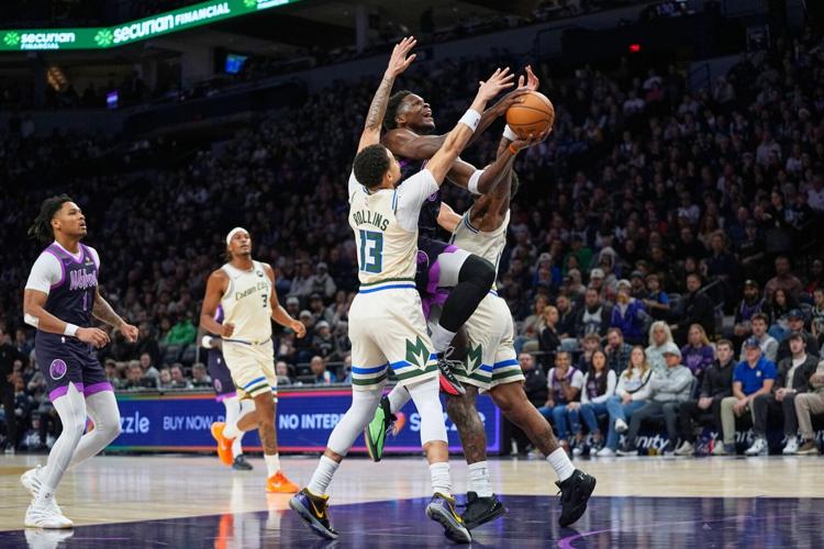 Bucks Timberwolves Basketball