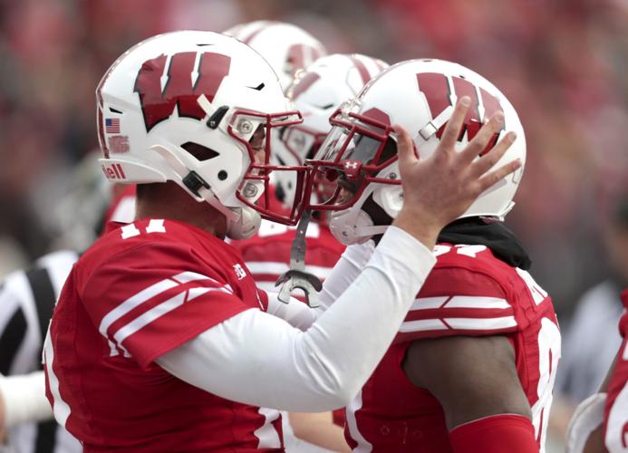 Badgers 38, Spartans 0