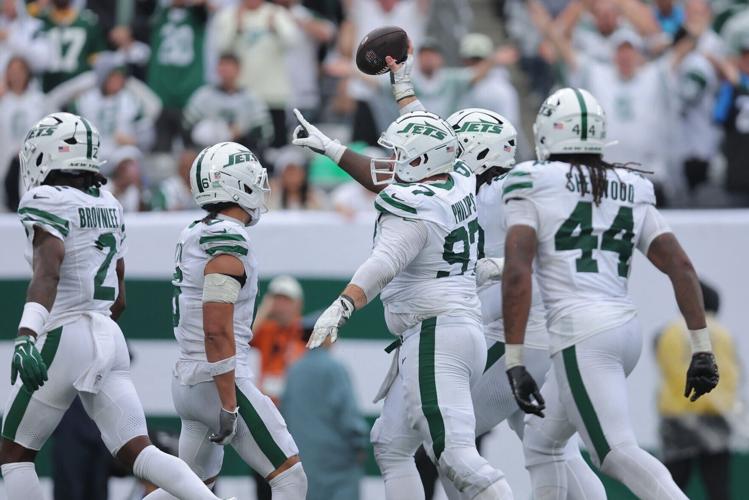 FOOTBALL-NFL-NYJ-GB/