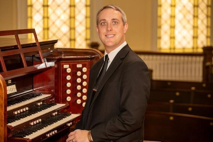Organist Brian Schoettler