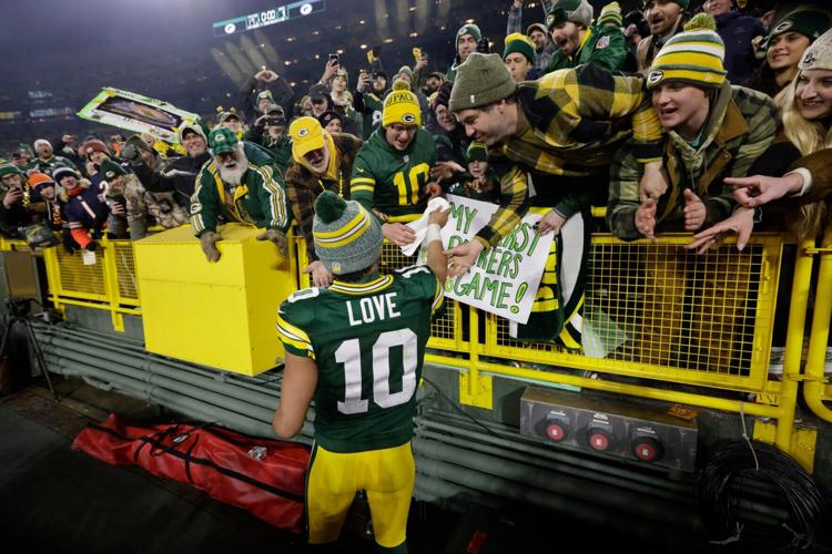 Bears Packers Football