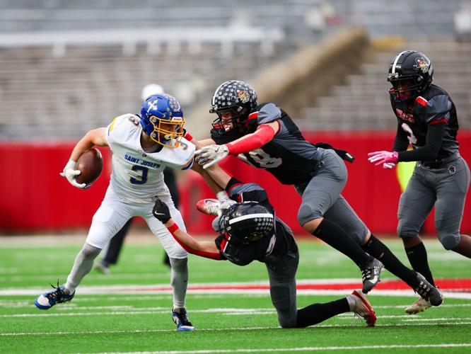 112025-CFCvKSJChsfb-0004.jpg