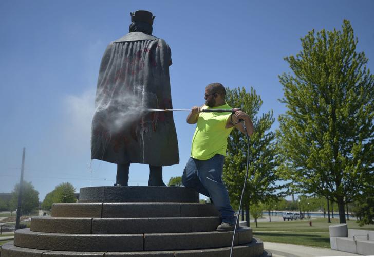 CHRISTOPHER COLUMBUS STATUE DEFACED