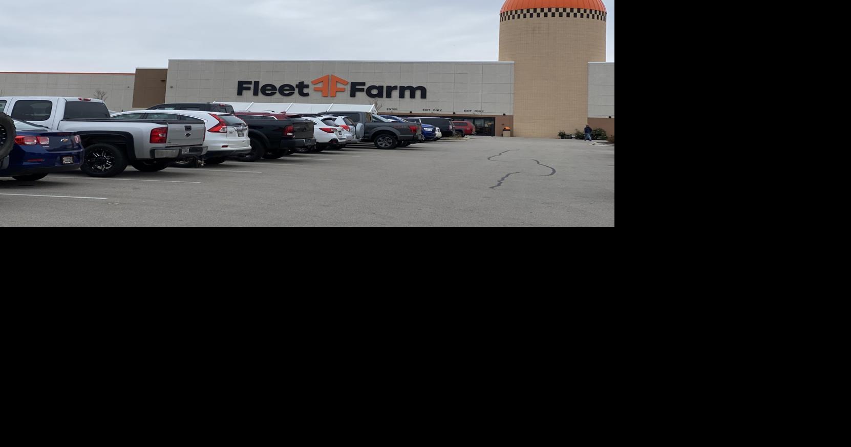 Man charged with stealing from Delavan Fleet Farm while wearing an