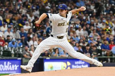 BASEBALL-MLB-MIL-CIN/