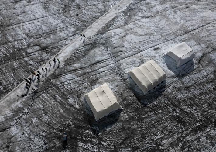 CLIMATE-CHANGE/SWISS-GLACIER
