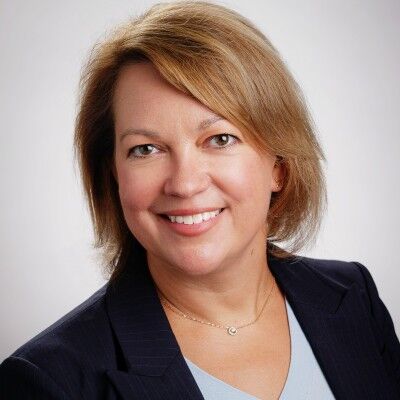 Ania Horner, President, Aurora Lakeland Medical Center-Elkhorn, and Aurora Medical Center-Burlington